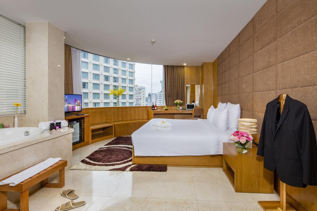 Executive Suite City View
